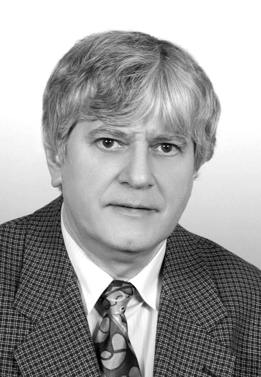 Dr. Varró András